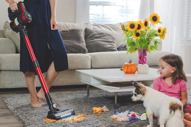 What is the most important factor in evaluating the quality of a vacuum cleaner?